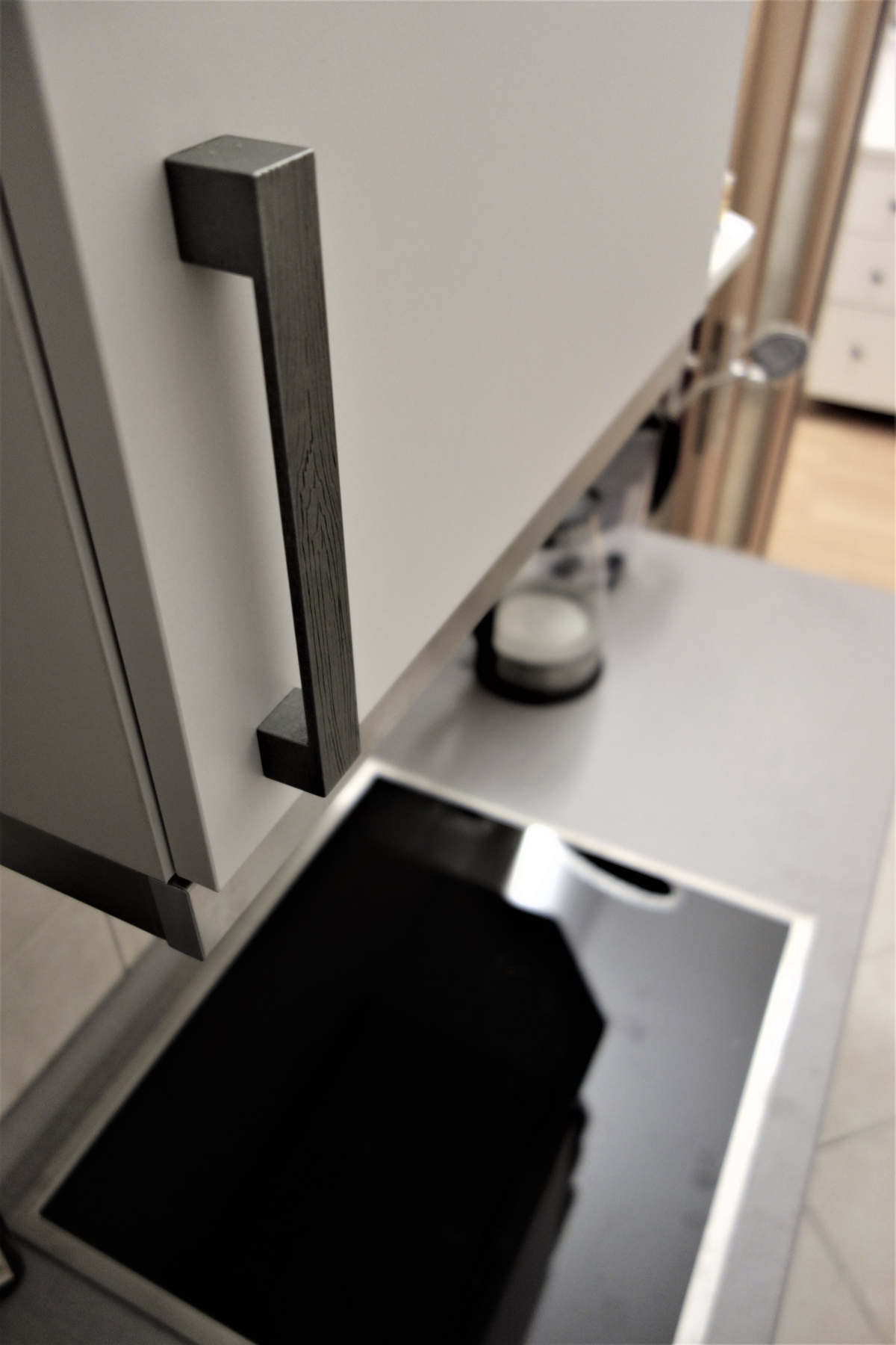 p_grabosch_kuechenschrank.jpg