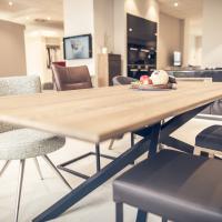 Massivholztisch, ANREI Esstisch, Sternfuß, massiever Holztisch Erfurt, KIEPPE CityStore Erfurt, Control4, Aktiv kochen, Kochevent Erfurt