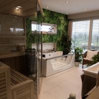 Bad Möbel Dusche Wanne Whirlpool Holz Sauna Waschtisch Doppelwaschtisch Ofen Saunaofen Fliesen Pflanzen Bambus Kieppe Einbauschrank Entspannen Relaxen Zeit Für Sich Oase Wellness