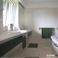 Wohnen Leben Schlafen Küche Kochen Arbeitsplatte Stein Metall Glas Bora Siemens Blanco Miele Venjakob Couch Sofa Cabinet Schranksystem Waffenschrank Esszimmer Esstisch Freischwinger Stühle Ausblick Schlafzimmer Bad Ebenerdig Ferienwohnung Blau Rot Komplett Ausstattung Usedom Erfurt Jena Weimar Gotha Ilmenau Arnstadt Sömmerda Coburg Eisenach Gera Parkett Fliesen Teppich Treppen Haus Ewald Schillig Koinor
