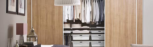 Kleiderschrank